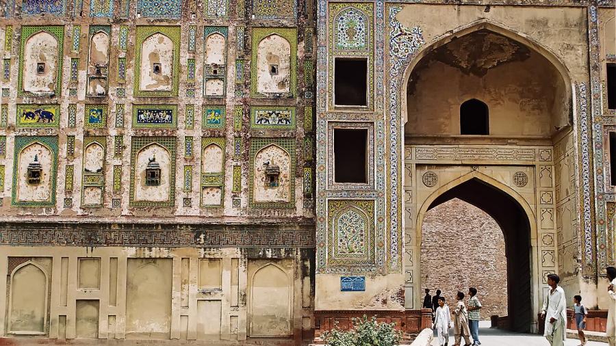 Lahore Fort - Slide 3